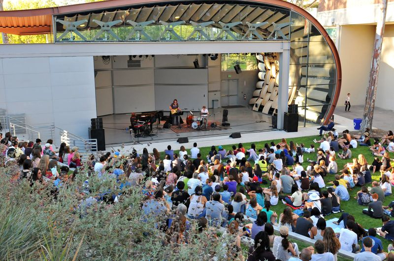 wild-beast-theater